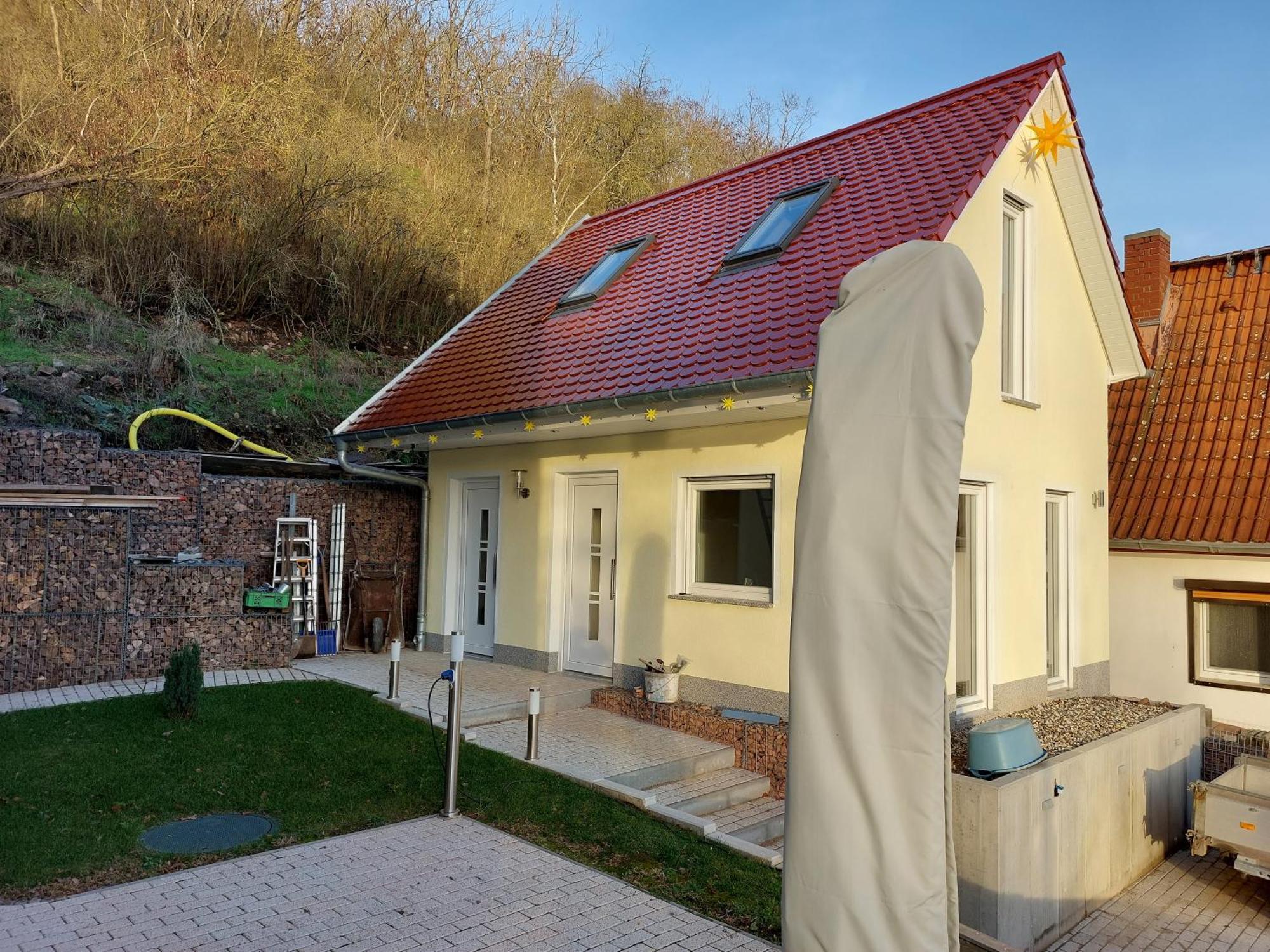 Ferienhaus Saaleblick Wettin 外观 照片