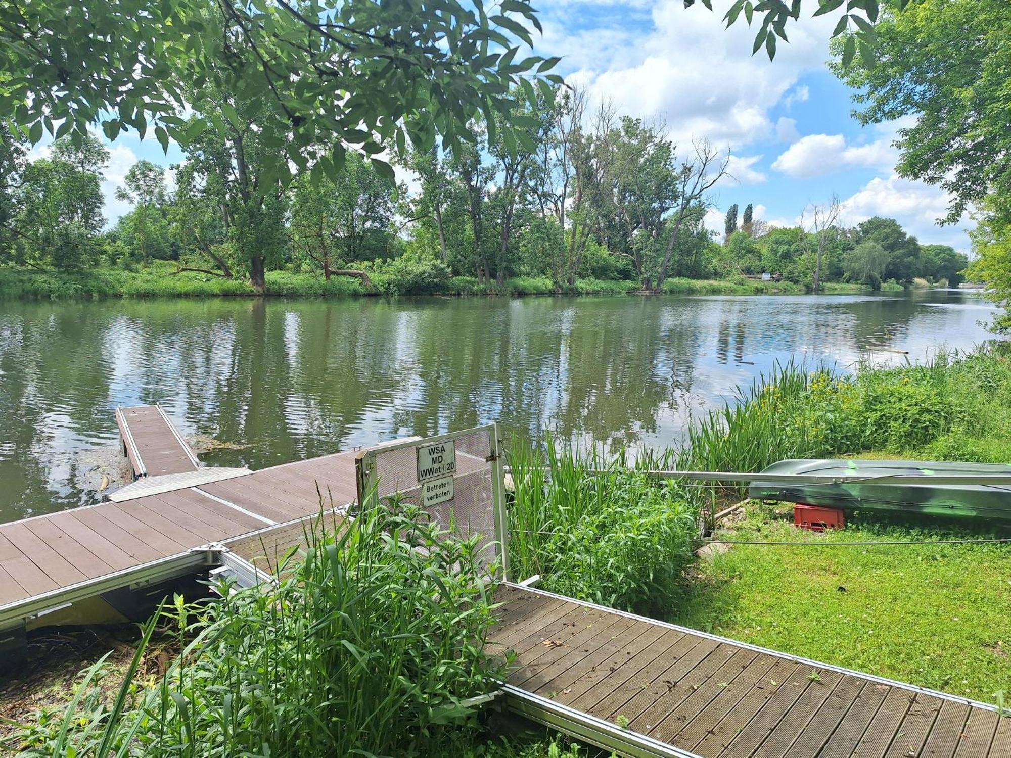 Ferienhaus Saaleblick Wettin 外观 照片